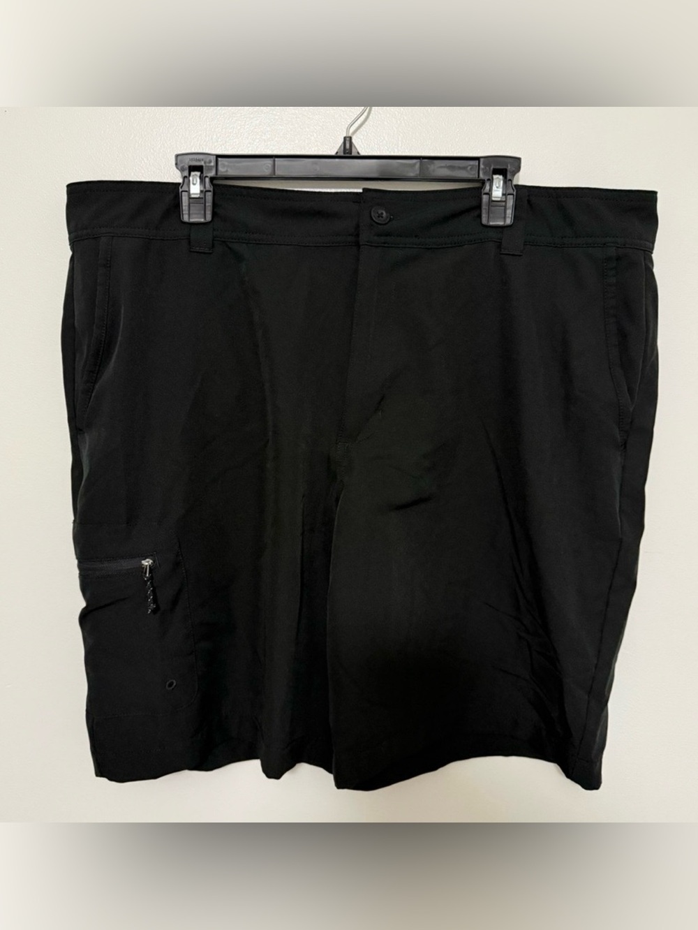 Magellan Outdoors Black Athletic Cargo Shorts